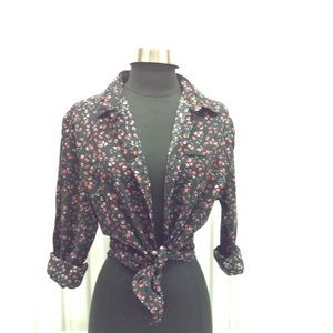 AEROPOSTALE BLACK FLORAL SHIRT NEW WITHOUT TAGS